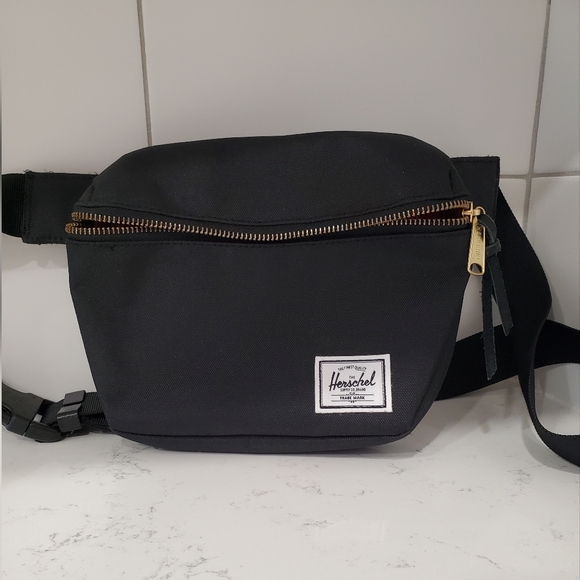 Herschel Supply Company Other - Herschel Fifteen hip pack, black